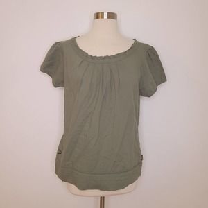 Kuhl Lightweight Olive Green Organic Cotton Short Sleeve Blouse Tee Ruffle Large